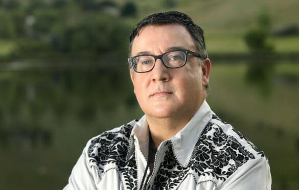 David_Heska_Wanbli_Weiden wearing a Native American shirt