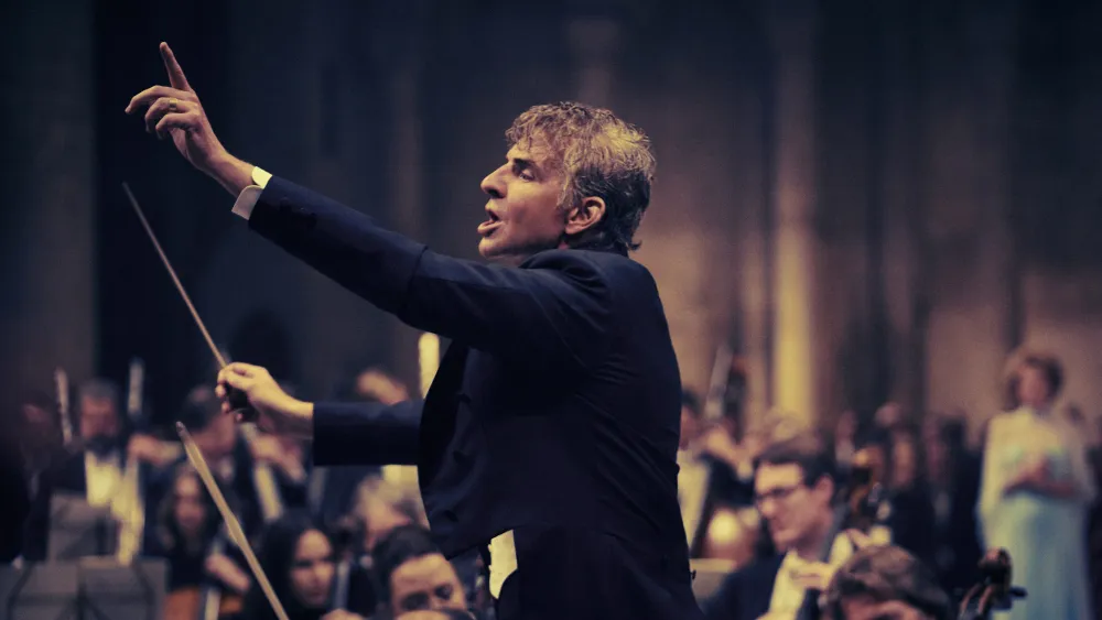 Lenny conducts at the Ely Cathedral