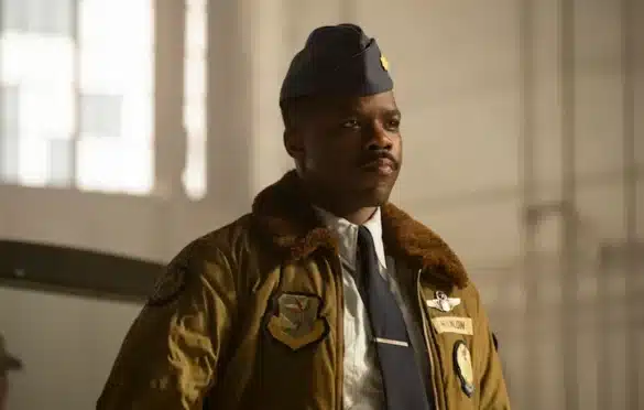 Major Leroy Hanlon wearing his military uniform in IT: Welcome to Derry
